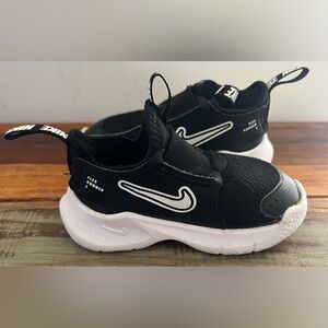 Nike toddler sneakers